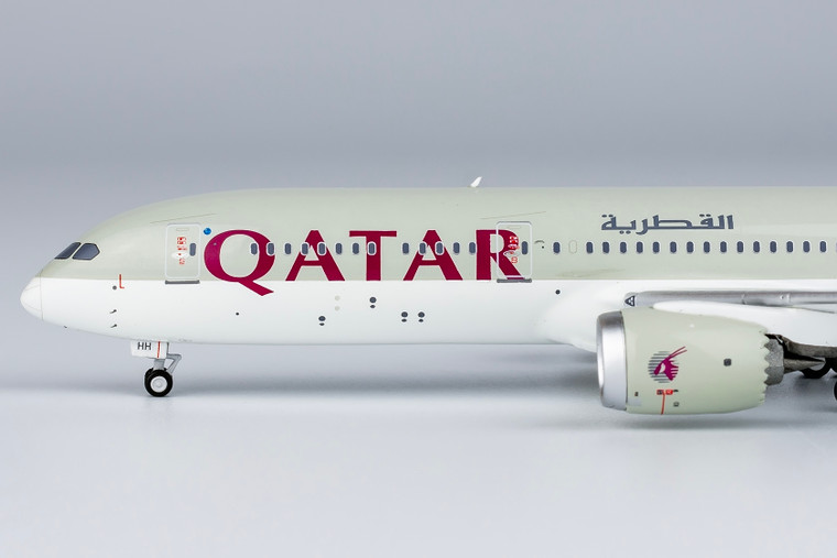 NG Model Qatar Airways 787-9 Dreamliner A7-BHH 55106 1:400