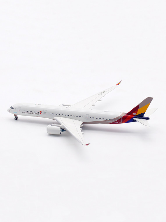 Aviation400 Asiana Airlines Airbus A350-941 HL8522 detachable gear