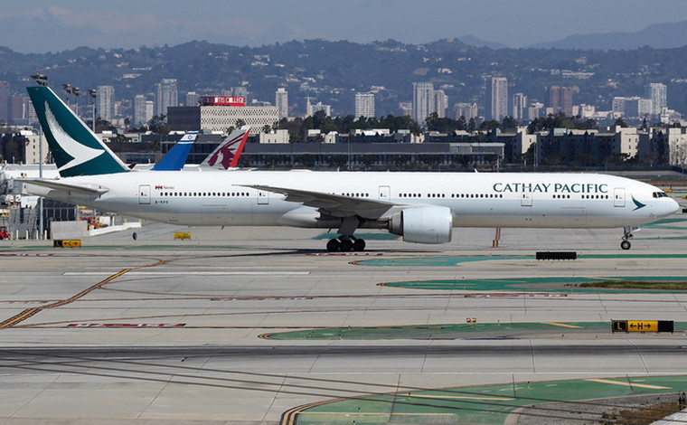 Phoenix Model Cathay Pacific B777-300ER B-KPO 04626 1:400
