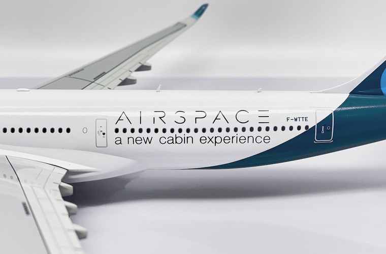 JC Wings House Color Airbus A330-900NEO 