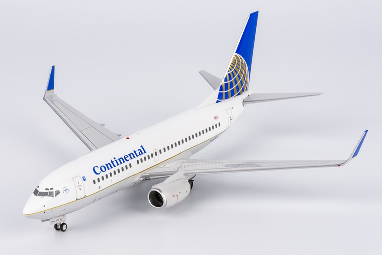 ng-models-05012-boeing-737-700
