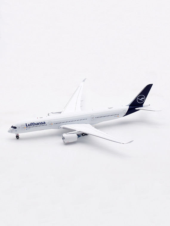 Lufthansa Airbus A350-941 D-AIXO detachable gear AV4265 1:400