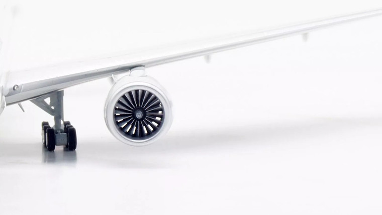 Inflight200 Continental Airlines Boeing 777-224/ER N78001 with