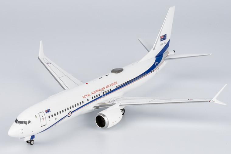 NG Model Royal Australian Air Force (RAAF) 737 MAX 8 VIP with stand A62-002 92008 1:200
