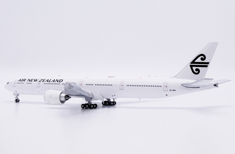 JC Wings Air New Zealand Boeing 777-300ER 