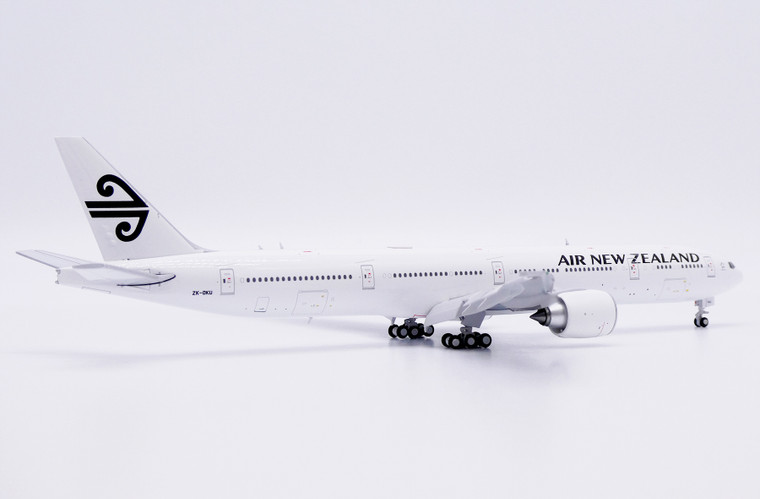JC Wings Air New Zealand Boeing 777-300ER 