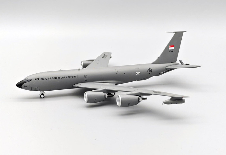 Inflight200 Singapore-Air Force KC-135R 750 with stand IF135RSAF750R 1:200