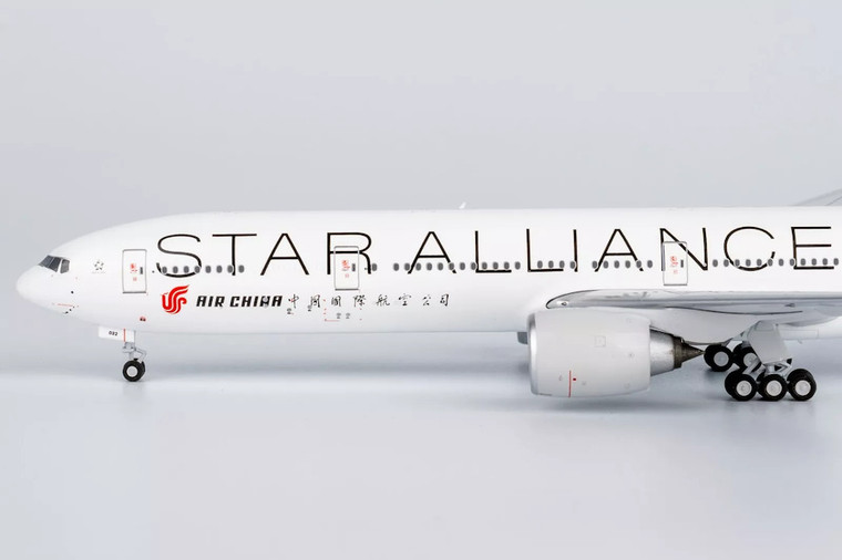 ng-models-73061-boeing-777-