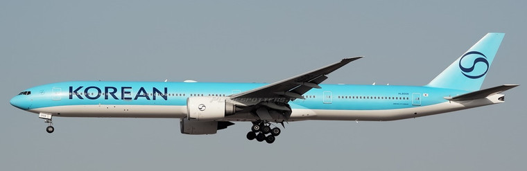 JC Wings Korean Air Boeing 777-300ER "NC" Reg: HL8008 "Flaps Down" With Antenna SA4094A Scale 1:400