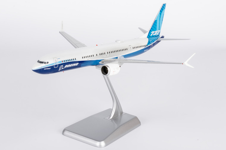 NG Model The Boeing Company 737 MAX 10 N27752 with stand 95006