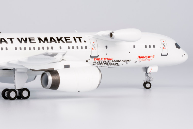 Honeywell Aviation Services 757-200 N757HW 2021's livery(with 