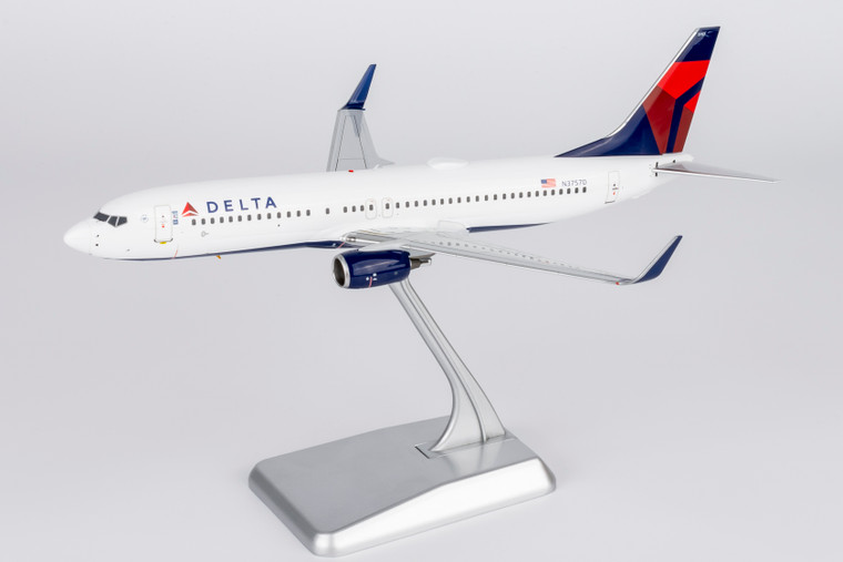 Delta Air Lines 737-800/w N3757D with stand 08061 1:200