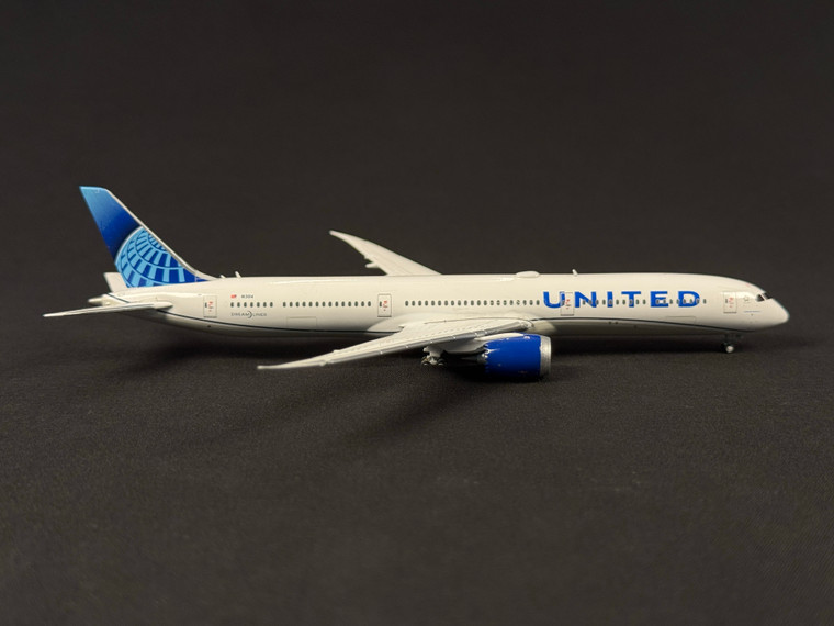 United Airlines 787-10 N13014 GJUAL2229 1:400 (REPAIRED WING)