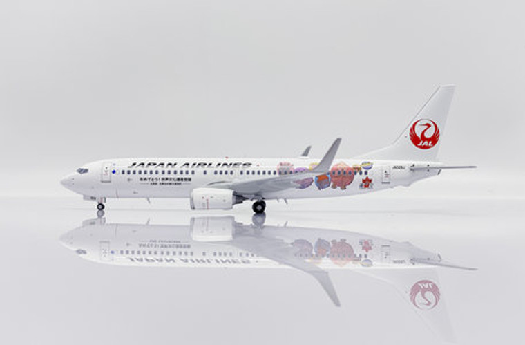 JC Wings Japan Airlines Boeing 737-800 "JÅmon" JA329J SA2001 Scale 1:200