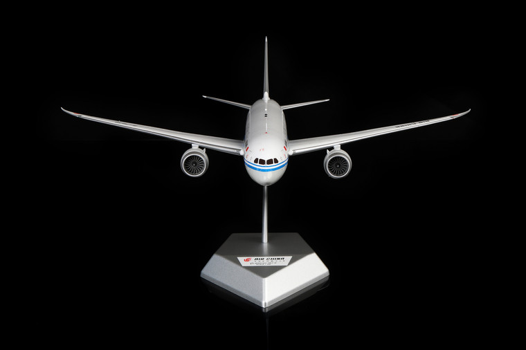 SQ Wings Air China Boeing 787-9 B-7879 L2050 Scale 1:200