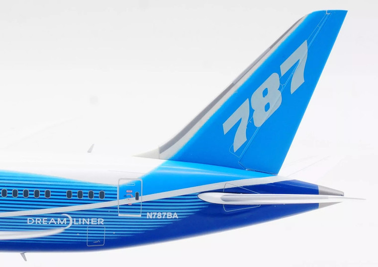 SQ Wings Boeing Boeing 787-8 N787BA L2075 Scale 1:200