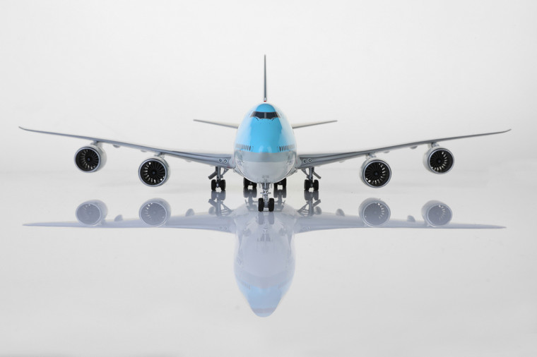SQ Wings Korean Air Boeing 747-8 HL7633 L2053 Scale 1:200