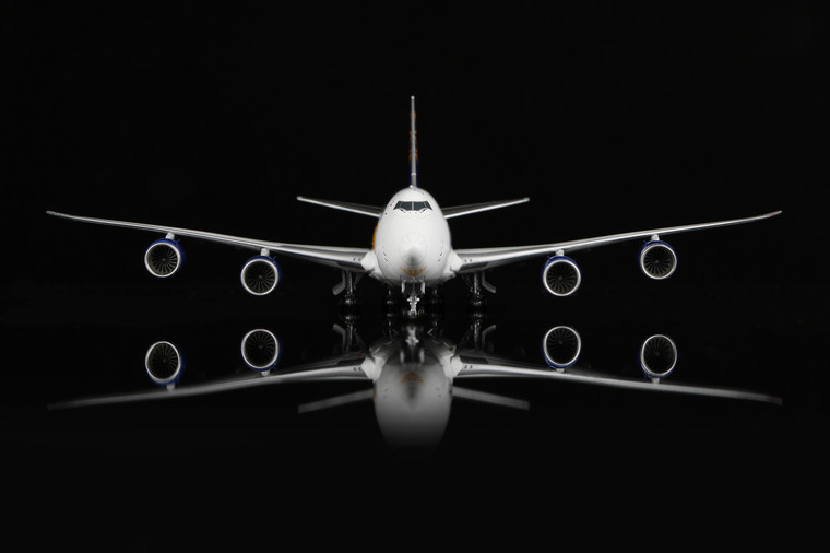 HX Models Atlas Air Boeing B747-8F N854GT B632203 1:400