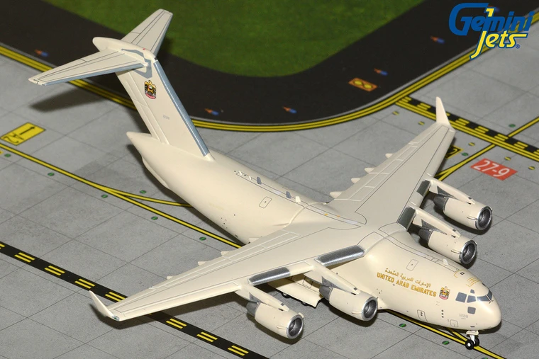 UAE Air Force Boeing C-17A Reg: 1228 GMUAE159 Scale 1:400