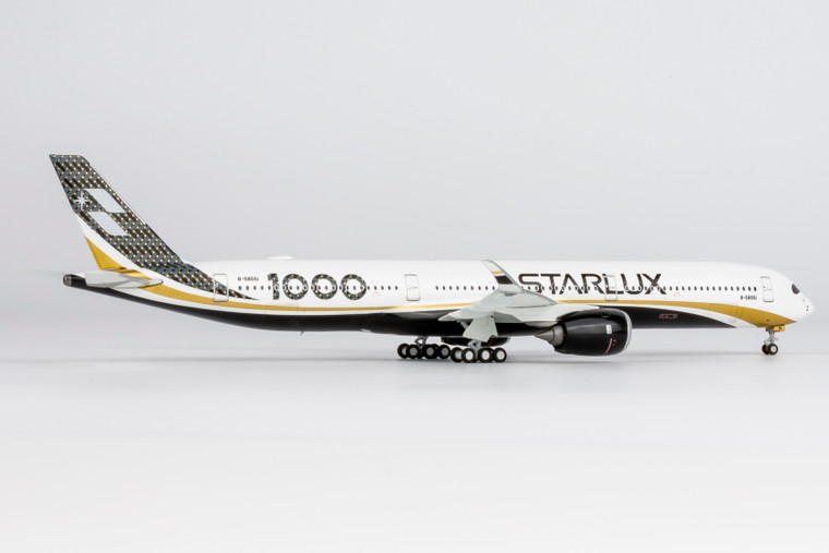 NG Models Starlux Airlines A350-1000 B-58551 Carbon Fiber colors