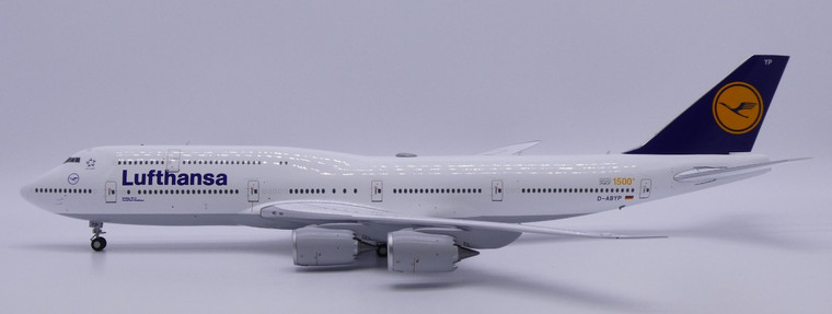 JC Wings Lufthansa Boeing 747-8 "OC""1500th Boeing 747" Reg: D-ABYP EW2748008 Scale 1:200 JC Wings Lufthansa Boeing 747-8 "OC""1500th Boeing 747" Reg: D-ABYP EW2748008 Scale 1:200