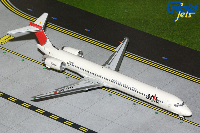 Gemini200 Japan Airlines MD-90 JA002D upgraded stand G2JAL1330 Scale 1:200