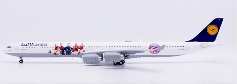 JC Wings Lufthansa Airbus A340-600 "OC""FC Bayern München" Reg: D-AIHK With Stand XX20689 Scale 1:200