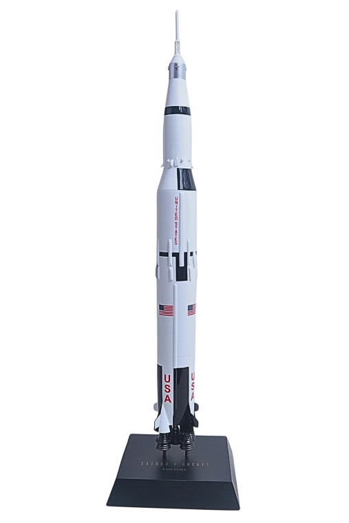 Executive Series Saturn V Rocket EXE0120 1:200
