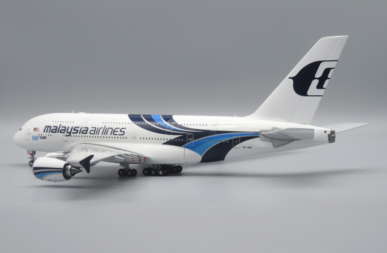 Apollo Malaysia Airlines A380 100th Reg: 9M-MNF A242012 Scale 1:200