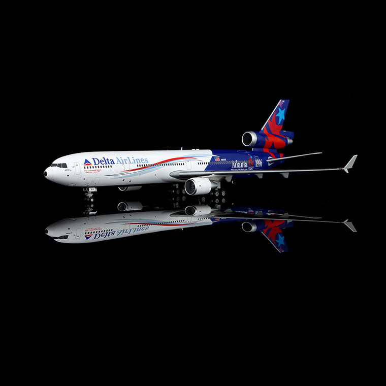 SQ Wings Delta Air Lines MD-11 N812DE Special Delivery Livery L2219 Scale 1:200