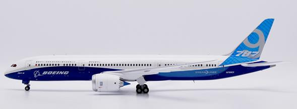 JC Wings Boeing 787-9 Dreamliner Reg: N789EX House Color With Stand LH2473 Scale 1:200