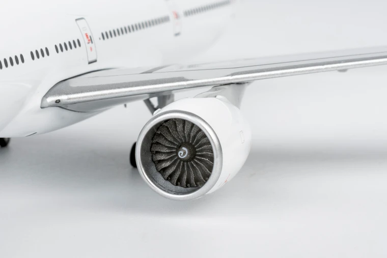 NG Model Blank Model Boeing 777-300ER 73087 1:400
