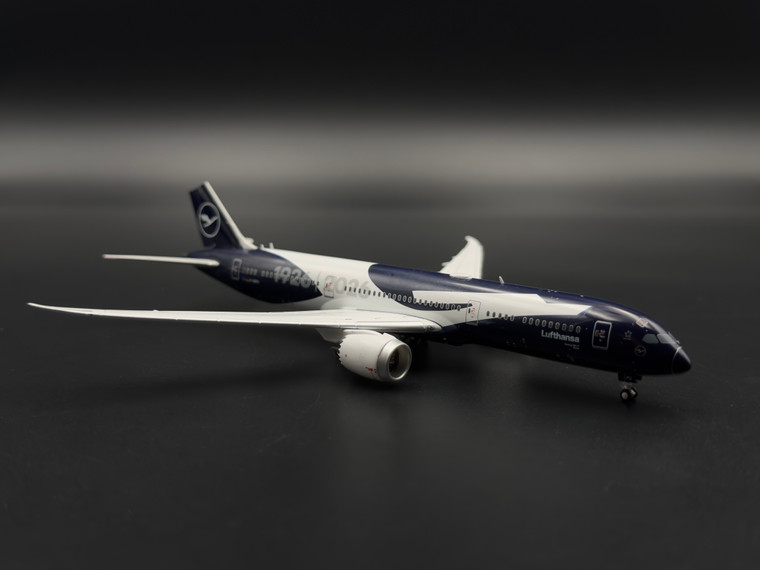 GeminiJets Lufthansa B787-9 D-ABPU 