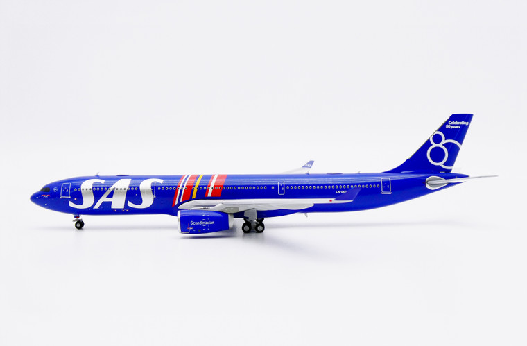SAS Scandinavian Airlines Airbus A330-300 Reg: LN-RKR XX40882 1:400