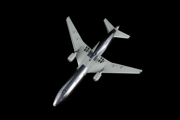 SQ Wings American Airlines MD-11 Reg: N1754 L2226 Scale 1:200
