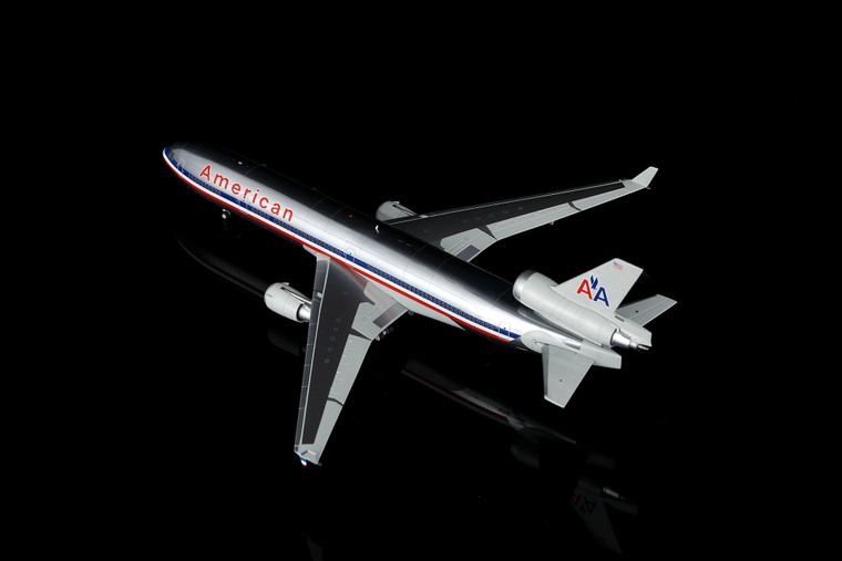 SQ Wings American Airlines MD-11 Reg: N1754 L2226 Scale 1:200