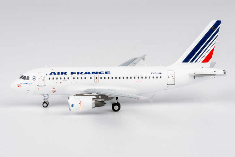 Air France Airbus A318-100 Reg: F-GUGM 48026 1:400