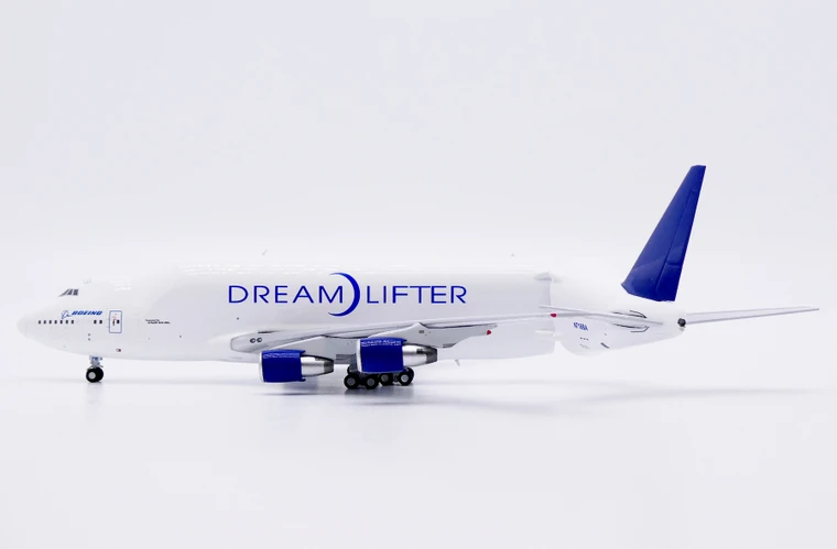 JC Wings Boeing Company Boeing 747-400F "Interactive Series *New Tooling" Reg: N718BA LH4429C 1:400