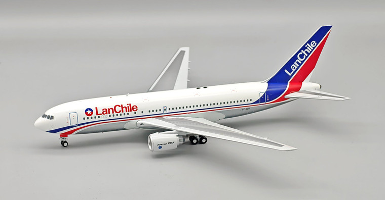 LAN Chile Boeing 767-200ER Reg: CC-CDH IF762LA0526P 1:200