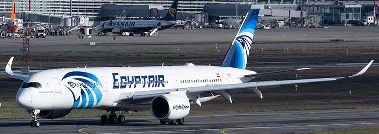 Aviation400 Egyptair Airbus A350-941 SU-GGE detachable gear AV4432 Scale 1:400