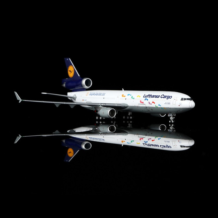 Lufthansa MD-11 D-ALCH Interactive YY1102D Scale 1:400