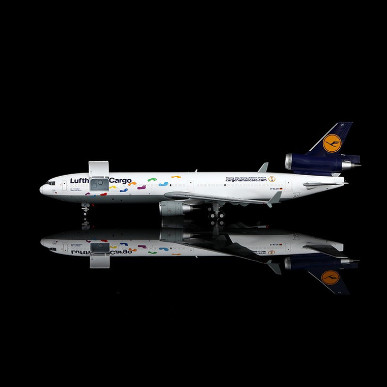 Lufthansa MD-11 D-ALCH Interactive YY1102D Scale 1:400