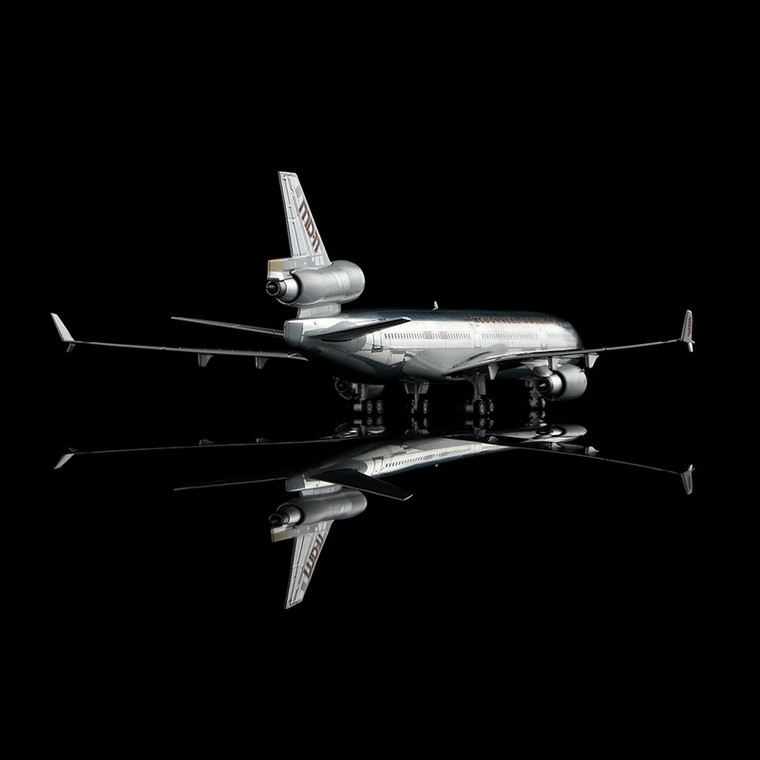 McDonnell Douglas MD-11 N111MD YY1104P Scale 1:400
