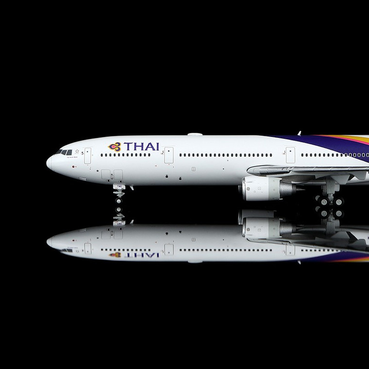 THAI Airways MD-11 HS-TME YY1112 Scale 1:400