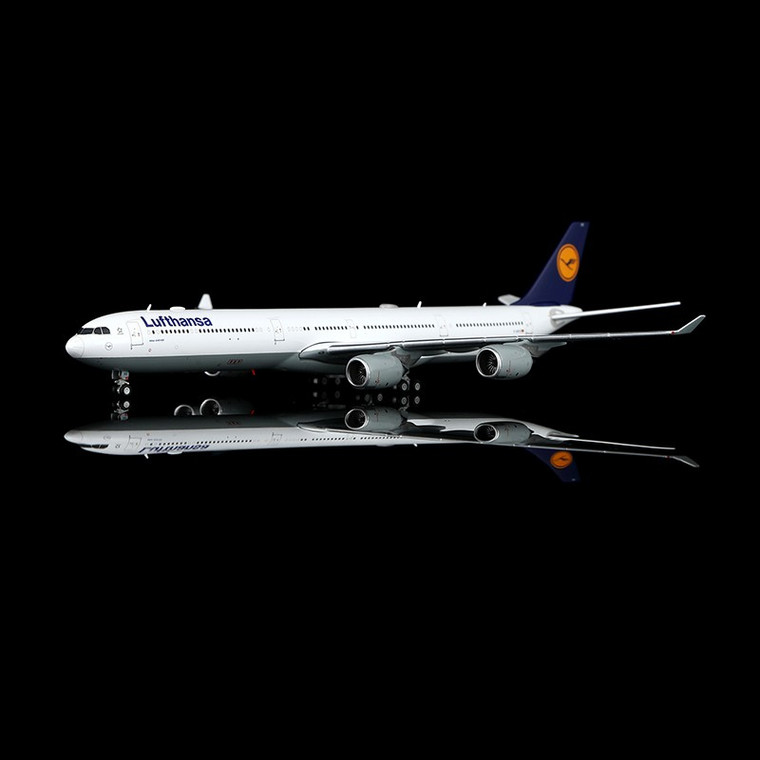 YY Wings Lufthansa A340-600 Reg: D-AIHX YY34625 Scale 1:400