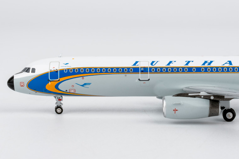 Lufthansa 1:450 航空機モデル 本体 NG Models Ultimate Lufthansa Airbus A321 Reg: D-AISZ 13159 1:400