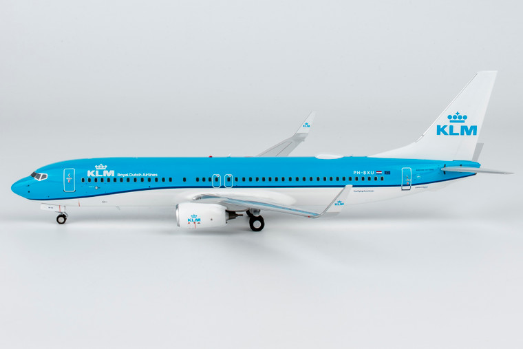 KLM Royal Dutch Airlines Boeing 737-800 Reg: PH-BXU 08071 1:200