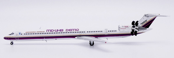 McDonnell Douglas House Color MD-81 "Fantasy" Reg: N980DC XX40767 Scale 1:400