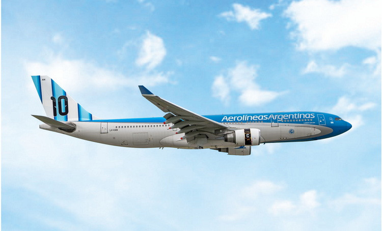 Phoenix Model Aerolineas Argentinas Airbus A330-200 Reg: LV-KAN 04707 Scale 1:400 "FIFA World Cup 2026"