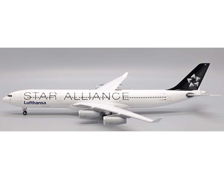 Lufthansa A340-300 "Star Alliance" Reg: D-AIGV XX20151 Scale 1:200